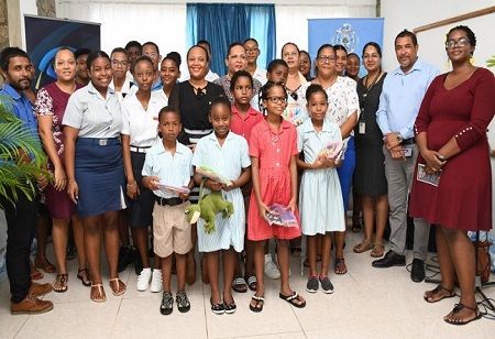 Buscape Campaign Turns Pencil Case into Life-Saving Fire Escape Tool for Thai Schoolchildren