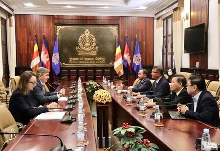 Cambodia and Lithuania Deepen Educational Collaboration