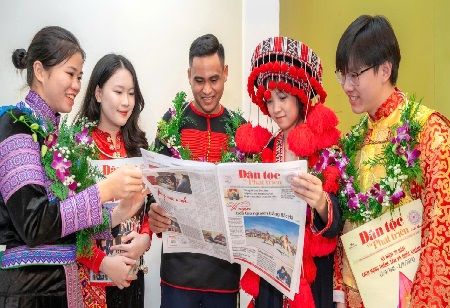 145 Ethnic Minority Youths Honored For Academic Excellence