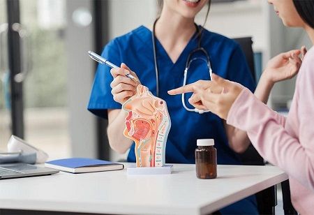 Grenada's St. George's University Guides Koreans into Medicine