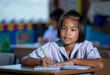 Philippines Urged to Use PPP Model for Education Modernization