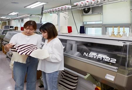 Hanyang Women's University Boosts Knitwear Training with Shima Seiki